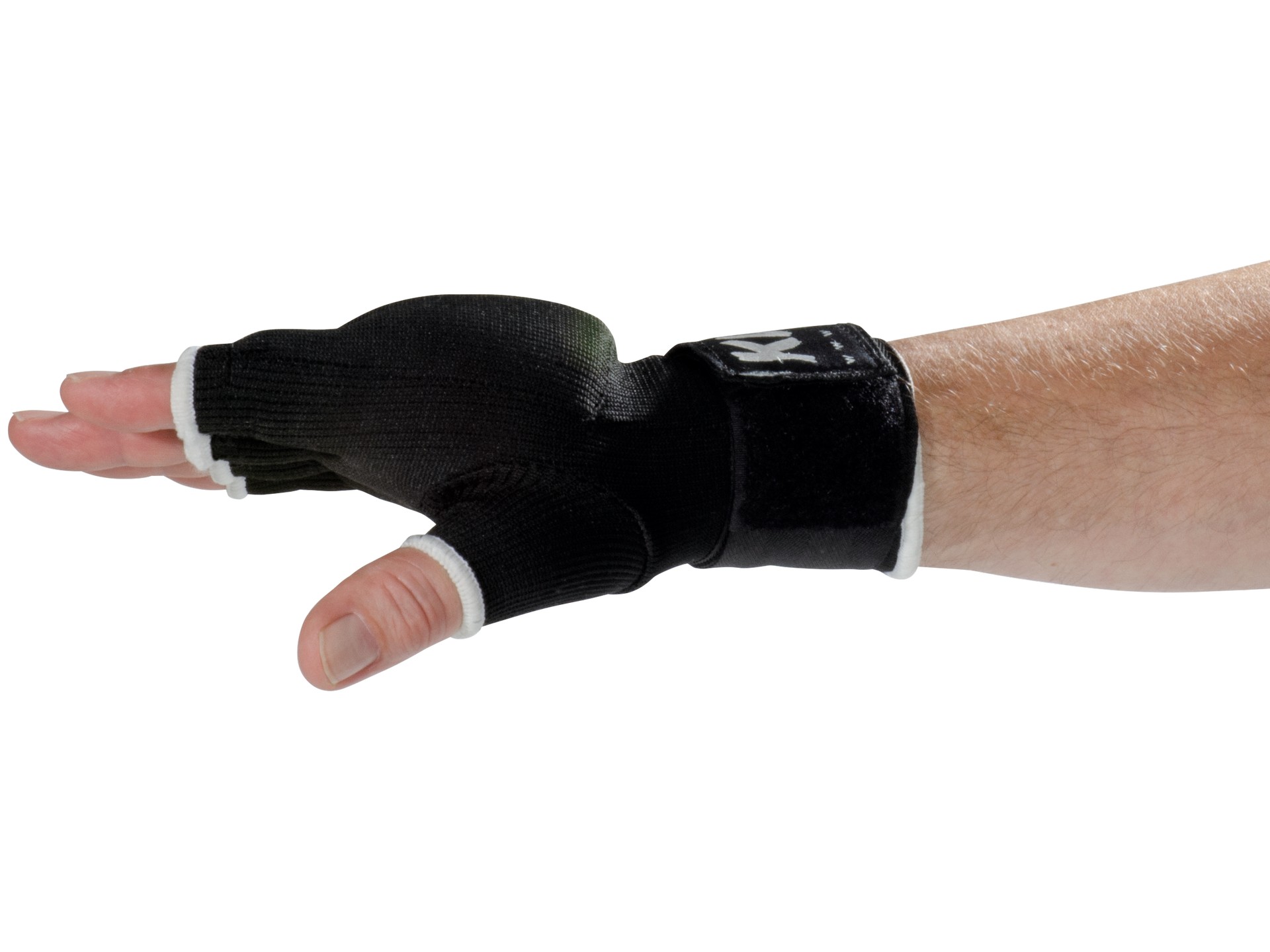 Inner gloves with bandage